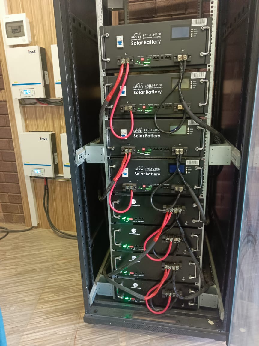 LiFePO4 battery bank rack